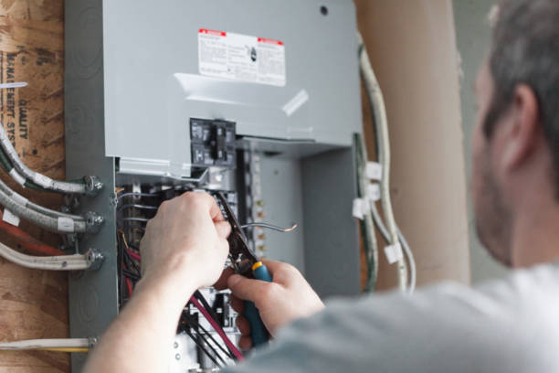 Best Emergency Electrical Repair Services  in Edgerton, KS